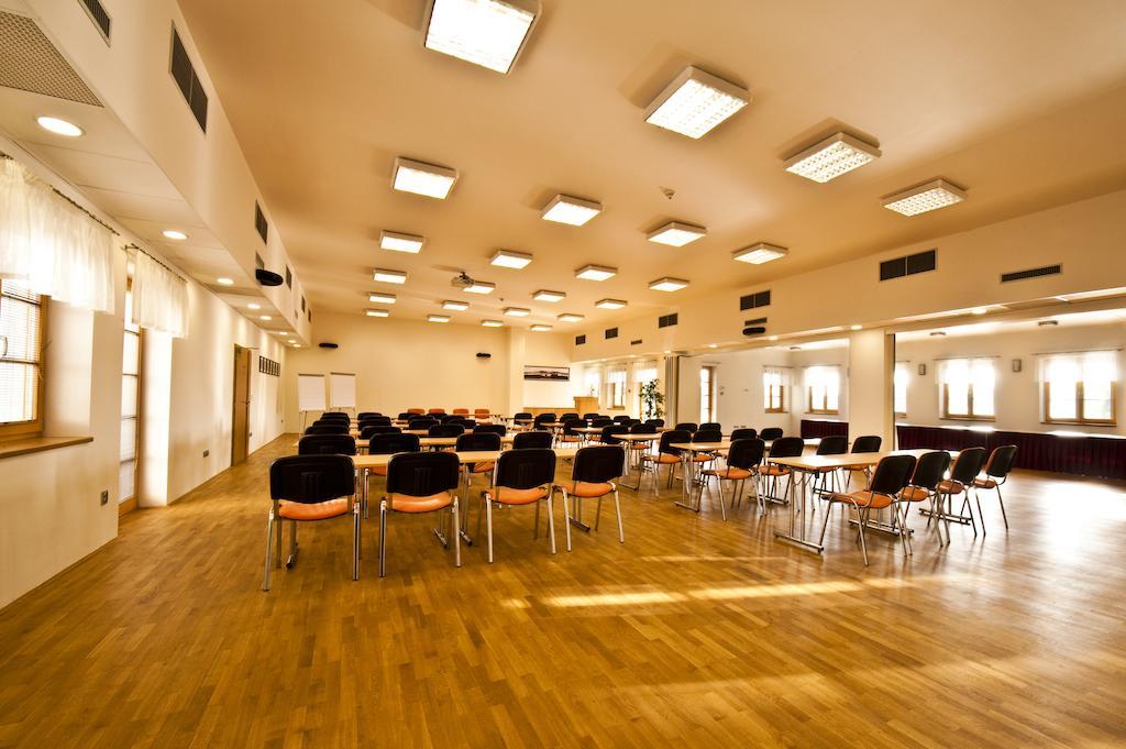 Celnice 4*